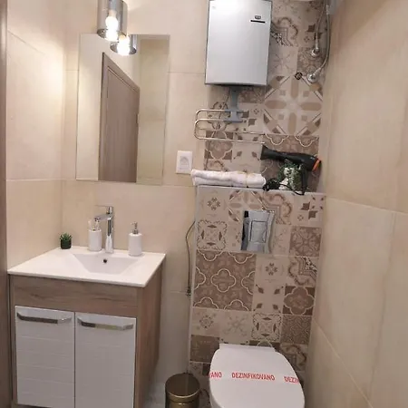 Jacuzzi Apartman De Lux - Cacak Exterior photo
