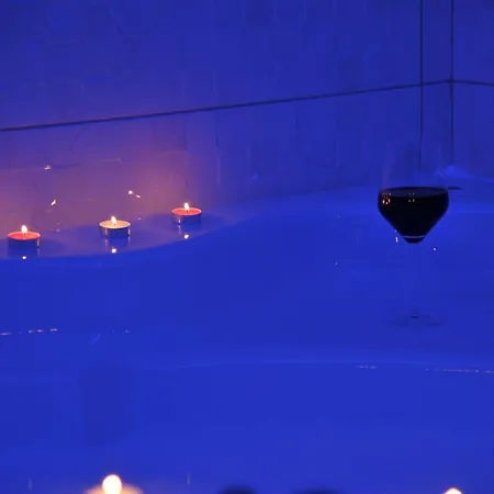Jacuzzi Apartman De Lux - Cacak Exterior photo